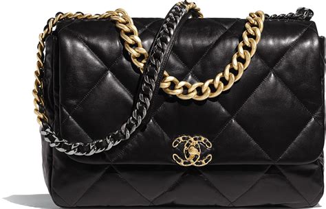 chanel 19 borsa misure|Chanel 19 maxi bag.